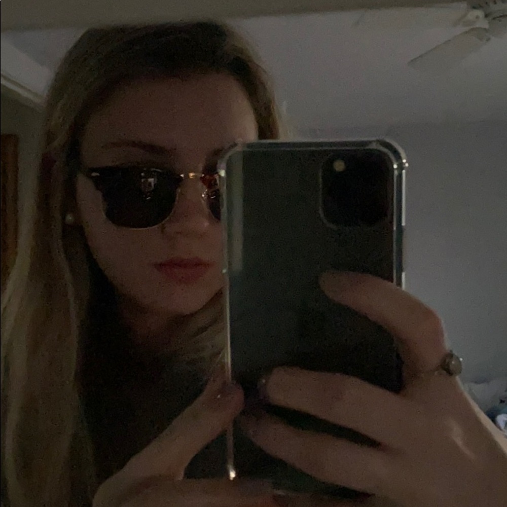 Sunglasses - Picture 4 of 4